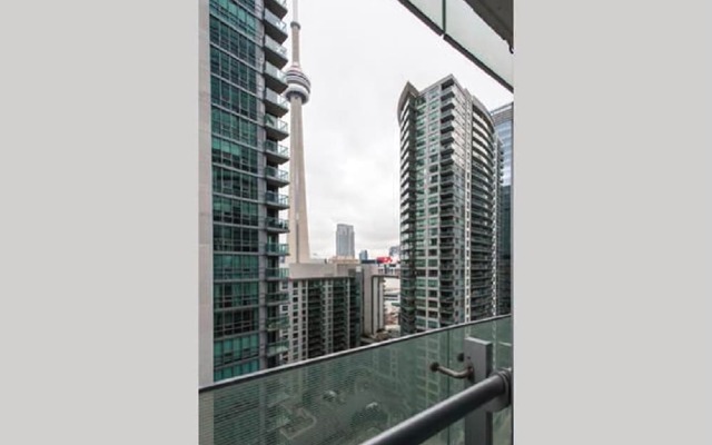 Perfectly Located Condo CN Tower View