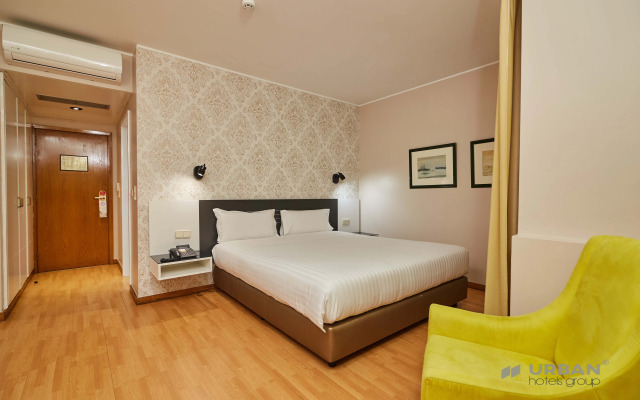 Urban Hotel Amadeos