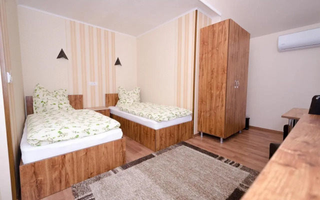 Camere-Apartament Steyna
