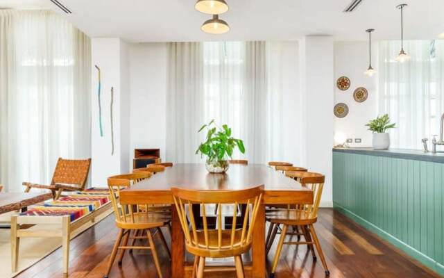 w 3BR Duplex Penthouse With Private Pool