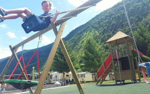 Camping Santa Monica Raron