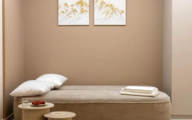 Zoya-Apart on 81 Proletarskaya Street