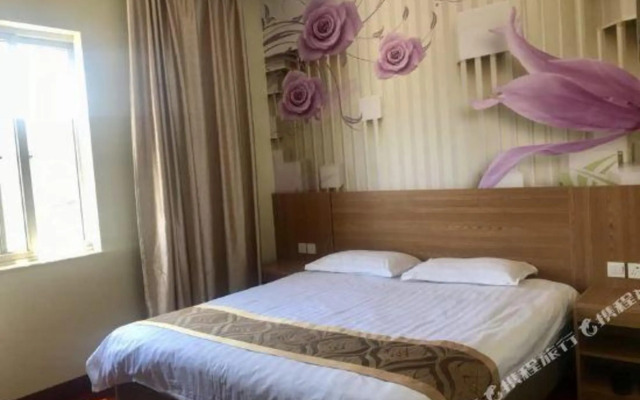 Mingyue Hotel