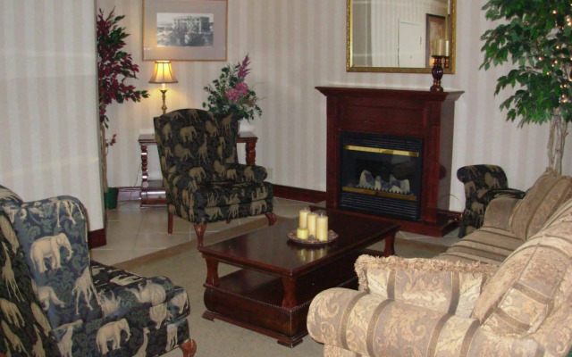 Quality Inn & Suites Regina Downtown
