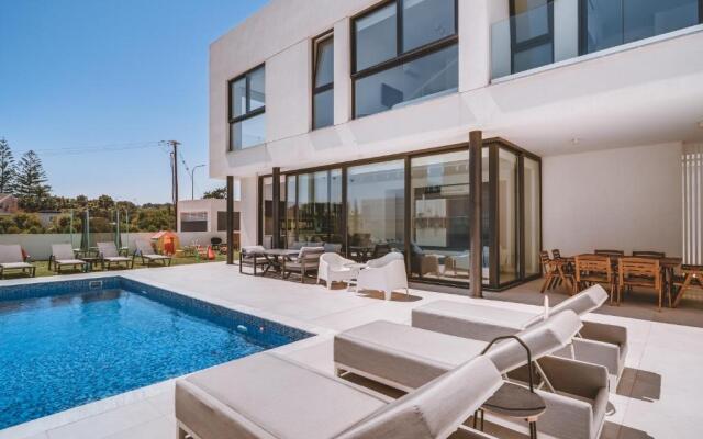 SunnyVillas: 3BR New Villa☆Private Pool in Pernera - White Swan