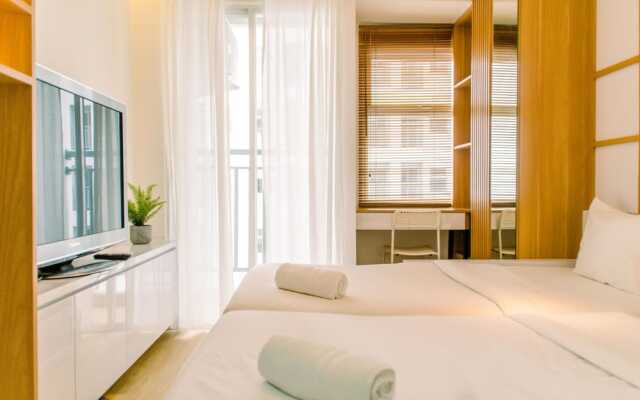 Homey and Cozy Stay Studio Room at Serpong Garden Apartmen