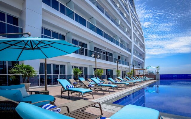 Wyndham Manta Sail Plaza Hotel and Convention Center