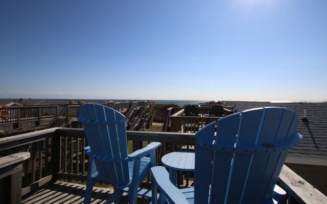 15 Don't Worry Be Happy Studio Bedroom Condo by RedAwning