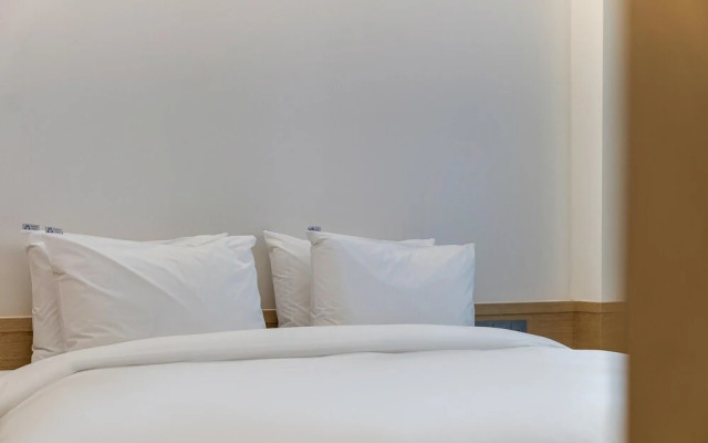 Incheon(Eulwang-ri) Bluefrog Hotel