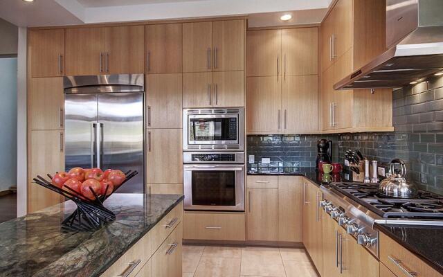 Cloud  4 Bedroom Home by RedAwning