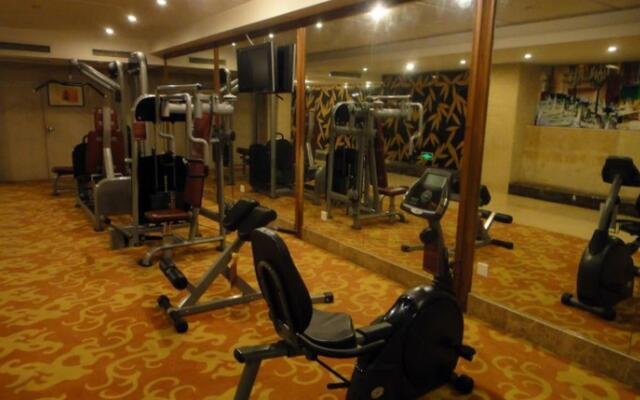 Yixing Hotel