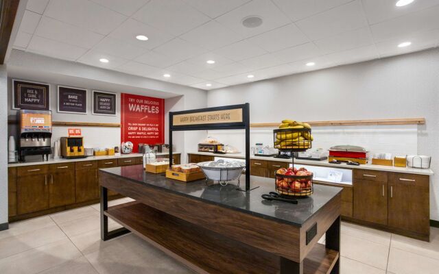 Hampton Inn & Suites Muncie