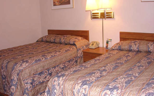 Rest Inn Utica - фото 4