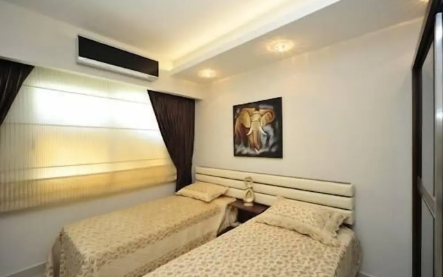 Azura Park Residence