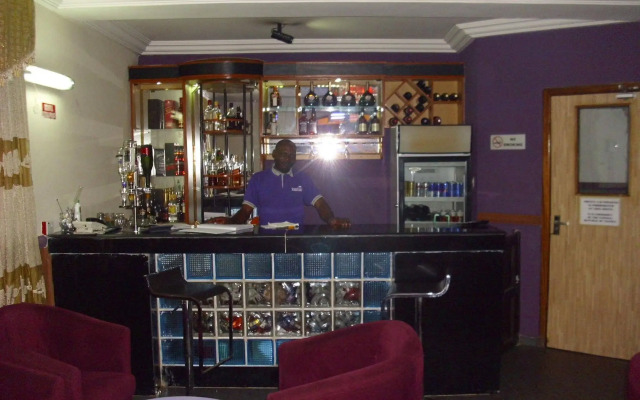 GrandVenice Hotel and Suites