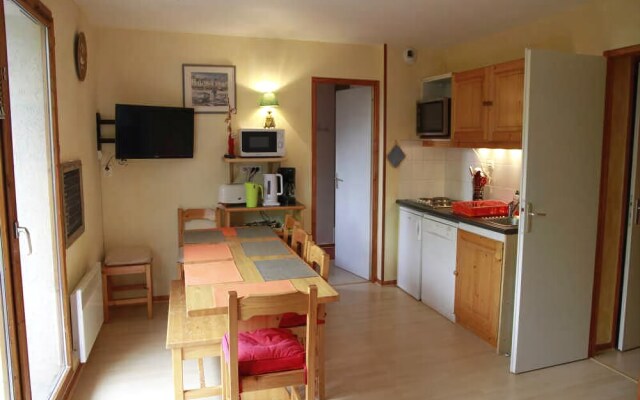 Lou Services Apartment GA23 LSI 001