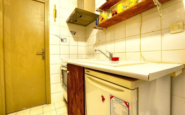 Rustic 1 Bedroom Apartment in Montmarte