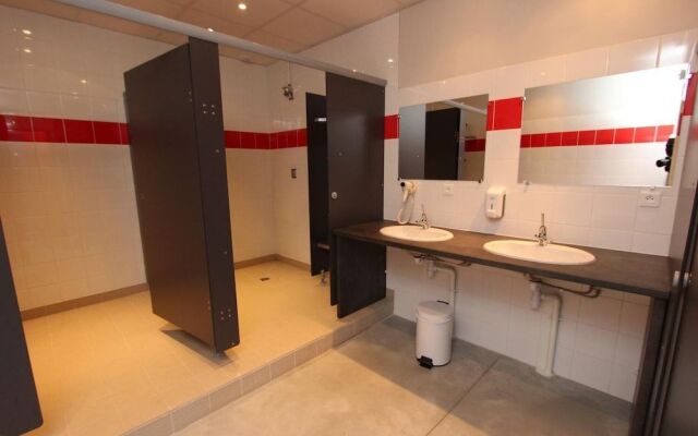 Auberge FlyZone