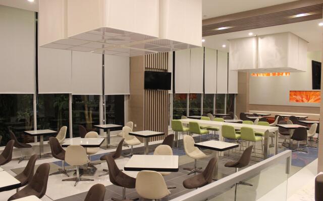 Holiday Inn Express Weihai Hi-Tech Zone by IHG