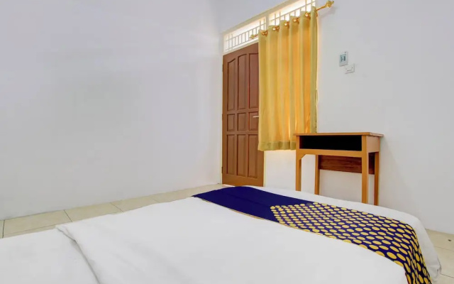 Hotel O Guest House Wijaya Syariah Near alun alun kota purwokerto