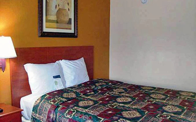 Motel 6 Macon West