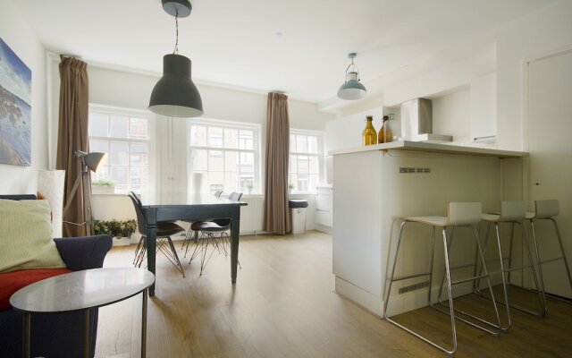 Rembrandtpleinhouse Apartments