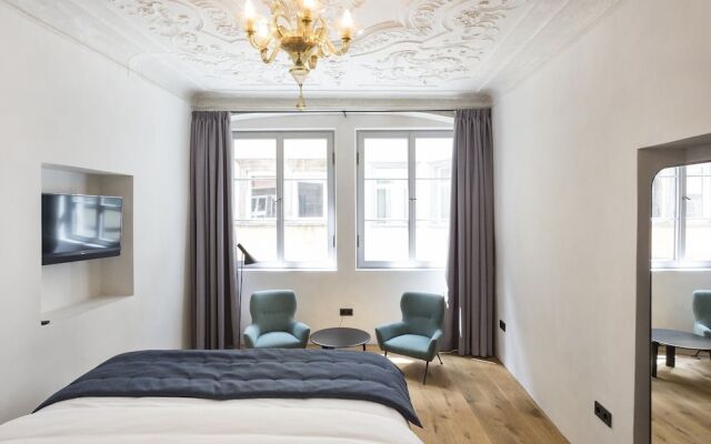 Goldenstern Townhouse