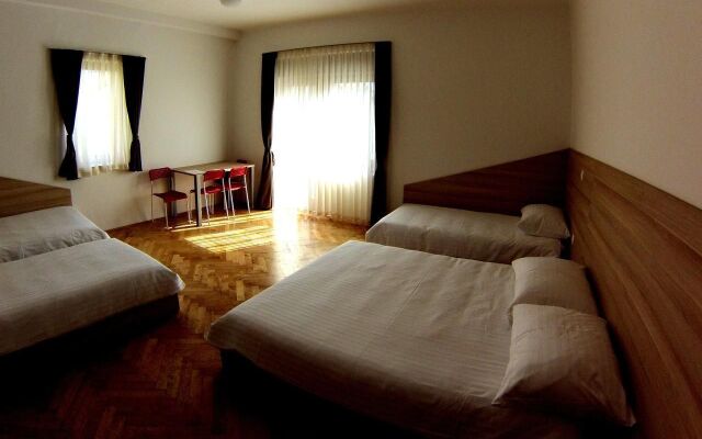 Sweet Dreams Rooms and Apartments Postojna