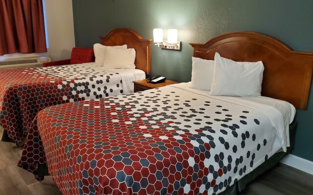 Stonewood Inn & Suites Carrollton - Smithfield