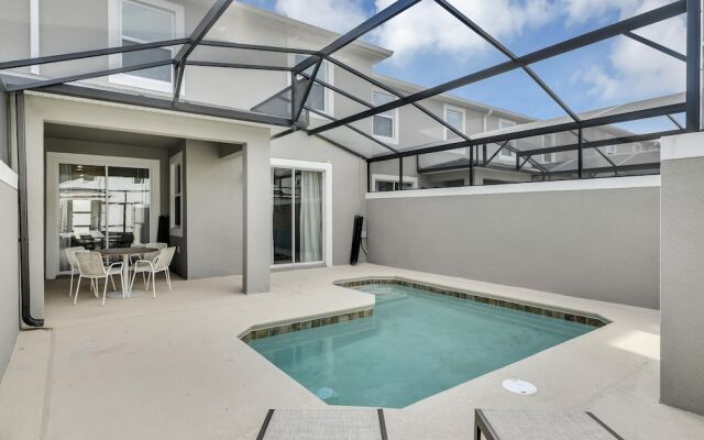 Stylish Family Home Private Pool Stl111