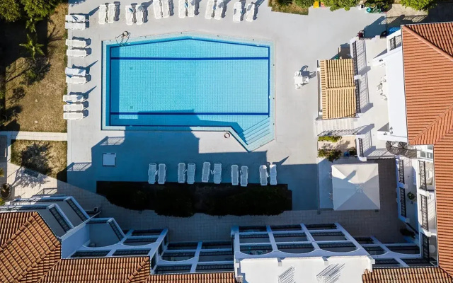 Eleana Hotel