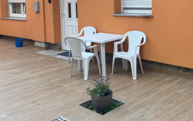 Cozy 1B Apartment Vera-self check in