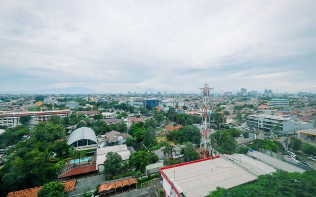 Spacious and Comfy 2BR Nifarro Park Apartment