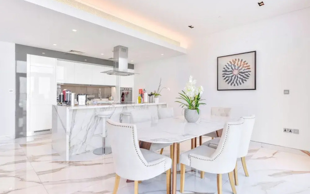 Lavish & Equipped 2 BR Facing Ain Dubai