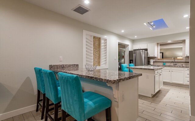 Desert Sun 3 BR by Casago