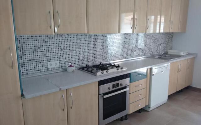 Chalet II con jardín y wifi en la playa