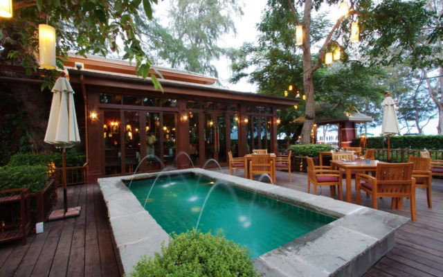 Raya Resort Beach front - The Most Green Resort in Cha-am