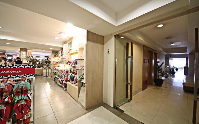 Anggrek Shopping Hotel