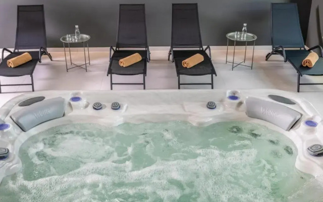 Flow Hotel & Conference