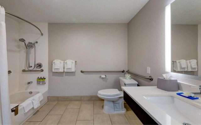 Holiday Inn Express Hotel & Suites Ashtabula-Geneva by IHG