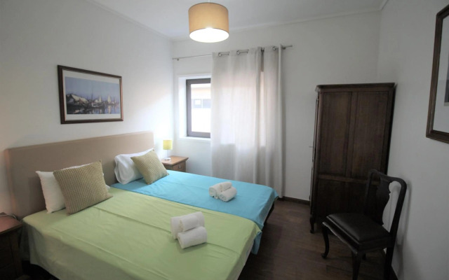 Quiet and Central Apartment