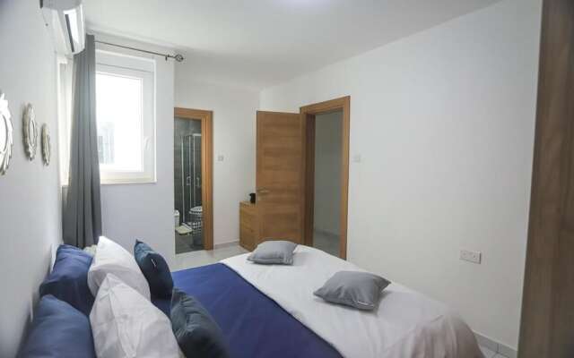 Stunning 2 Bedroom, 2 Bathroom apt St Julians