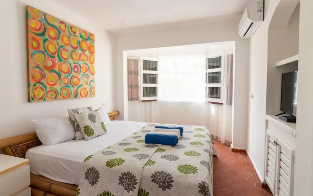 Cozy 3-Bedroom Apartment with Pool Access near Bavaro Beach