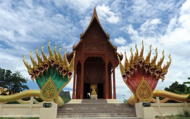 Wan Arun Houses