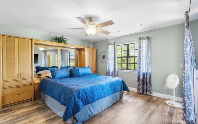 Cozy Comfort Retreat For 6