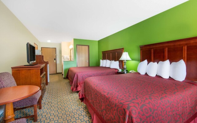 Days Inn and Suites Wichita