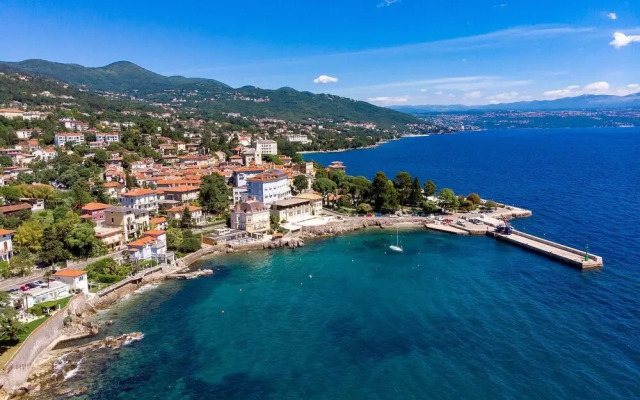 Beautiful Home in Lovran With Wifi and 1 Bedrooms