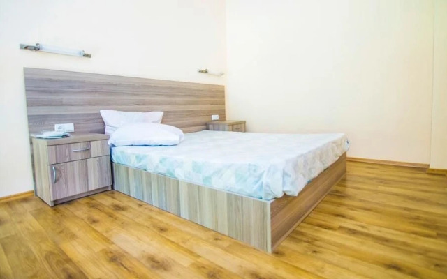 Hotel Aisi