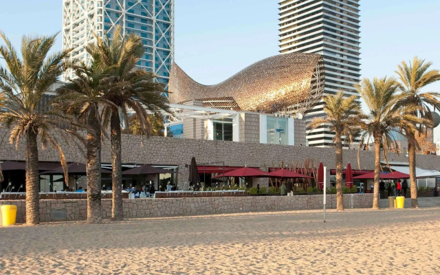 ibis Barcelona Pza Glories 22 Hotel