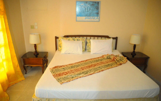 Ocean Rooms at Oceans Palm Resort